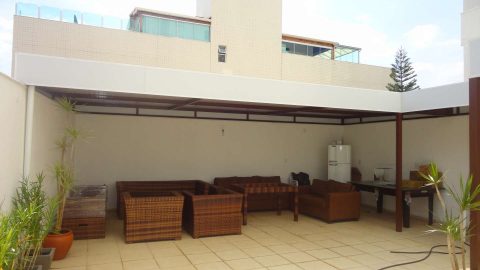 Descubra como uma cobertura termoacústica pode transformar o conforto da sua casa e reduzir sua conta de energia!